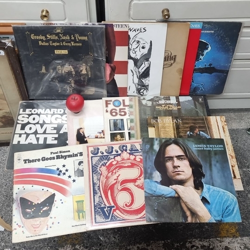 851 - Lot of eleven classic vinyl records. Includes albums like Crosby, Stills, Nash & Young - 