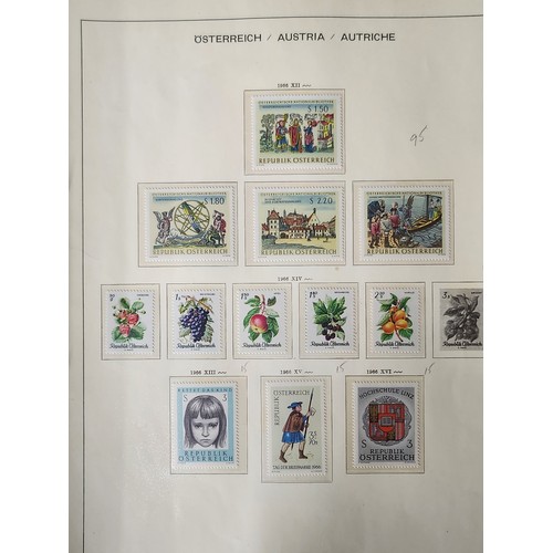 842 - A superb collection of Austrian stamps dating continually from 1960 to 1972. Unhinged mint presented... 