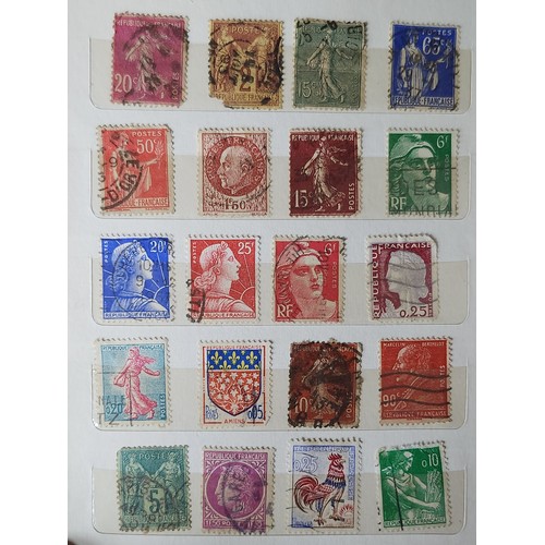 844 - A selection of three excellent vintage stamp books which include stamps from various different count... 