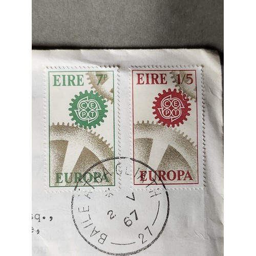 1324 - A folder with Irish First Day Covers featuring a first class High Value Collection of Approximately ... 