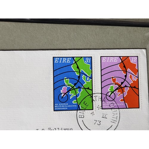 1324 - A folder with Irish First Day Covers featuring a first class High Value Collection of Approximately ... 