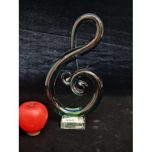 150 - A beautiful piece of 1970's Murano art glass in the form of a treble clef musical note.