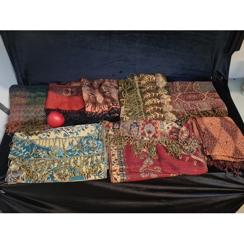 155 - A fantastic collection of beautiful ladies scarfs/pashminas including some silk examples.