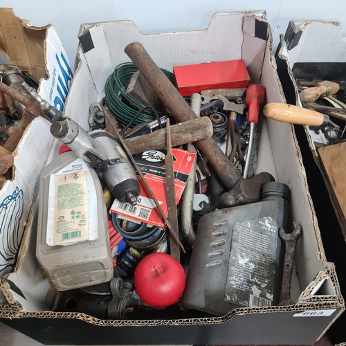 663 - A large box comprising of a mixed assortment of vintage quality tools including hammers, sanding blo... 