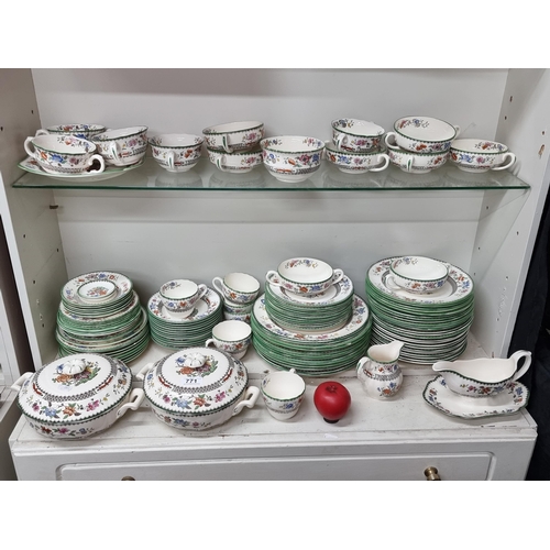 771 - Star lot :A super large collection of Spode England 'Chinese Rose' pattern dinner service. Includes ... 