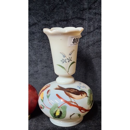 800 - A very pretty, early 20th century hand blown milk glass vase with hand painted detailing of a bird p... 