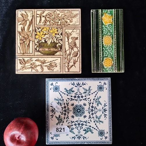 821 - Mixed lot of four tiles: one with floral botanical prints, one green tile with yellow flower motifs,... 