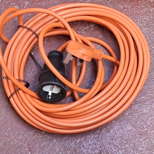 966 - Toro electric blower/vacuum Model No. 51681 with orange extension cord and accessories. , 230-240V, ... 