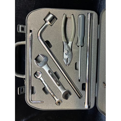 735 - An original 1980's BMW tool kit. Complete with seven tools in super condition. Housed in its origina... 