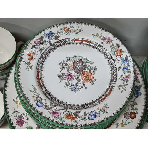 771 - Star lot :A super large collection of Spode England 'Chinese Rose' pattern dinner service. Includes ... 