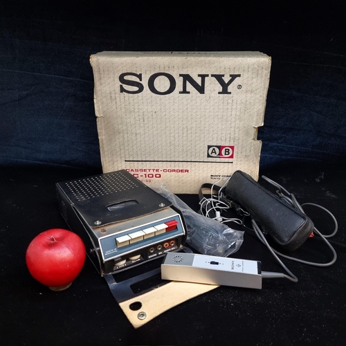 128 - A vintage Sony AB Cassette-Corder TC-100. Rare In the  original box.