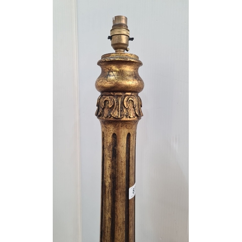 878 - Star Lot : Antique large giltwood floor lamp with ornate carvings, from the early 20th century. Feat... 