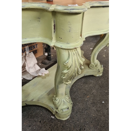 881 - Super Star lot : Vintage vanity table with mirror, featuring intricate carved detailing and painted ... 