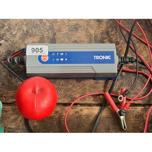 905 - Tronic T4X SE 12V/6V Lead-Acid Battery Charger. Model: 33211. Manufactured July 2009.