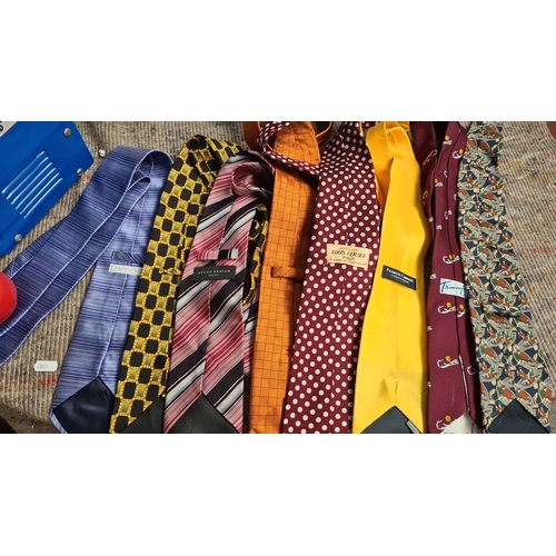 917 - Collection of eight neckties, featuring designs by Italian Silk, Atlas Design, Louis Feraud Paris, F... 