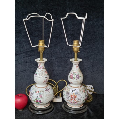 845 - A beautiful pair of vintage French Sperabo porcelain table lamps.