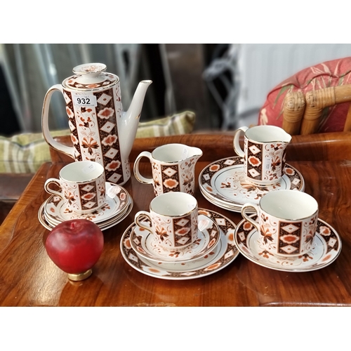 932 - A set of Sixteen piece 'Arklow' Coffee set. Features a 'Kildare' pattern. Includes a coffee pot, sid... 