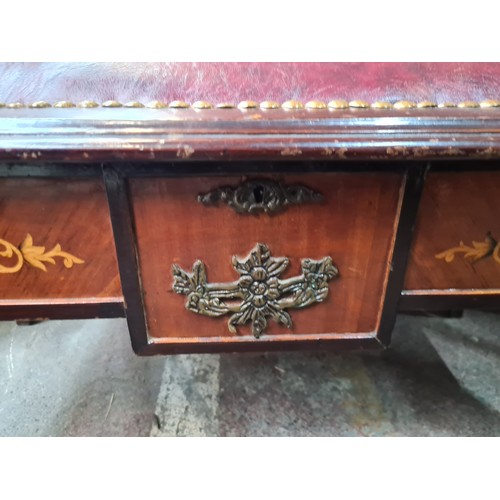 725 - Star lot : A fabulous Victorian style twin stool with a top opening to reveal a storage compartment.... 