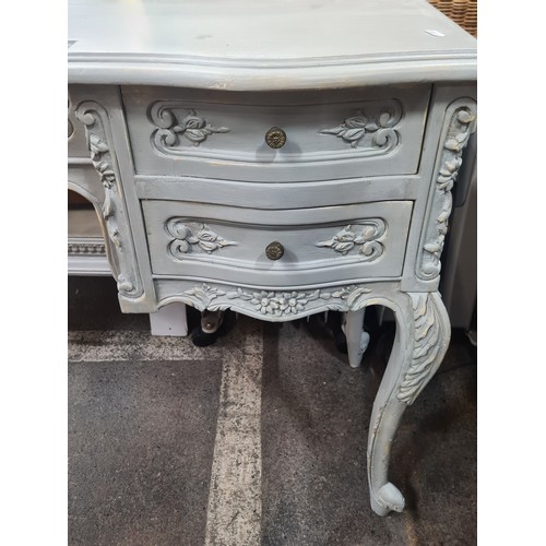 718 - Star Lot : A very pretty French style vanity sit in dressing table with lovely carved detailing thro... 