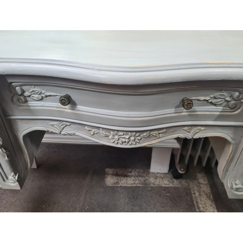 718 - Star Lot : A very pretty French style vanity sit in dressing table with lovely carved detailing thro... 