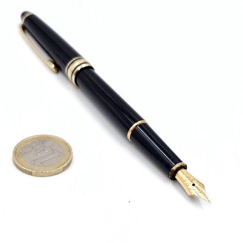 34 - Star Lot : A Mont Blanc Meisterstuck 18 carat gold nib 4810 fountain pen. Item appears to be in unus... 