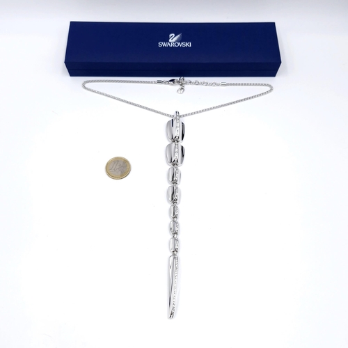 471 - A brand new very nice example of a Swarovski graduated drop pendant necklace. Length of chain - 44 c... 