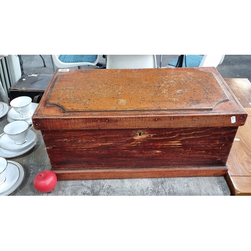 650 - Antique wooden storage chest with compartmentalized interior, from late 19th to early 20th century, ... 