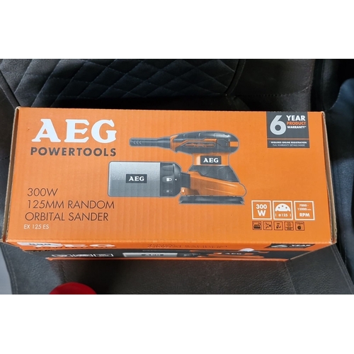 899 - A new in box AEG 300W 125mm Random Orbital Sander, Model EX 125 ES, 6-Year Product Warranty.