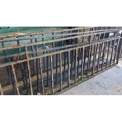 920 - Star lot :Antique wrought iron garden railings ,sturdy construction and weathered patina with decora... 