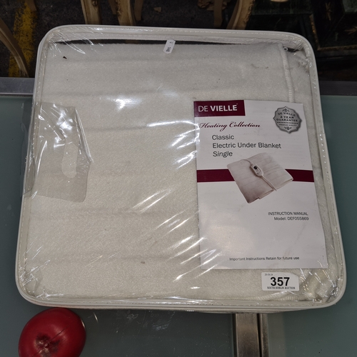 357 - A brand new De Vielle Classic electric under blanket for a single bed. In its original packaging.