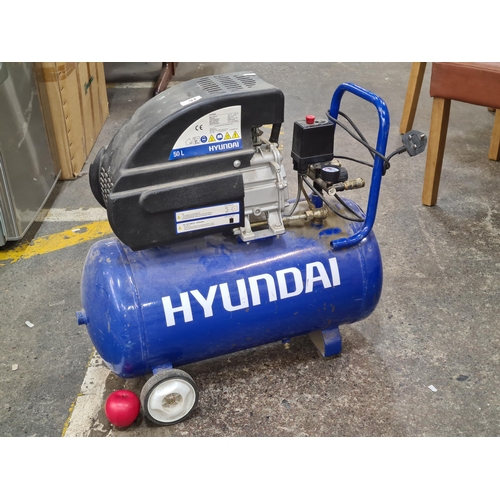 391 - A HYUNDAI 50L 8 bar air compressor. 230v direct drive electric motor with UK 3-pin 13amp plug. RRP: ... 