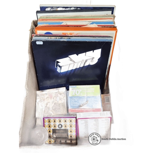 1029 - Collection of vinyl records and CDs including sky etc