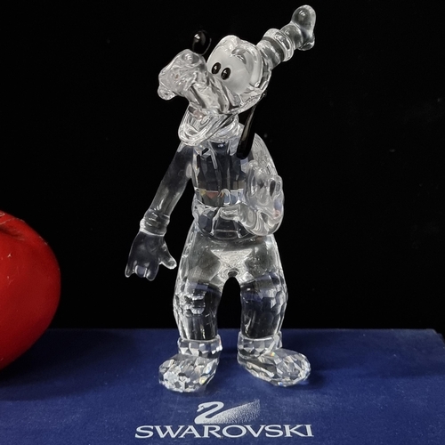 724 - Star Lot: A charming Swarovski Crystal Disney Showcase Goofy in original presentation box. RRP £235 ... 