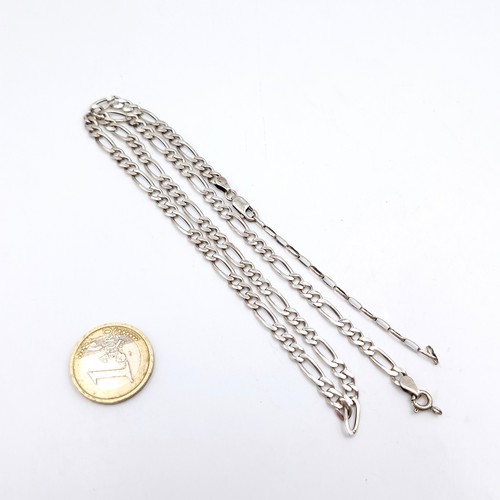 988 - A lovely sterling silver figaro chain necklace stamped 925 to clasp. Total weight 15.65 grams, lengt... 