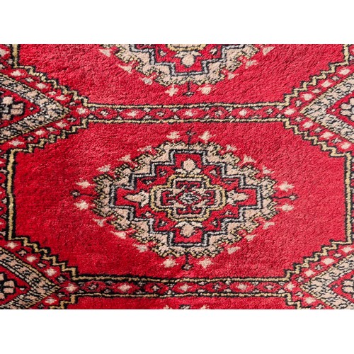 909 - Star lot : An incredible hand knotted original Pakistani hall runner rug made of a cotton and wool b... 