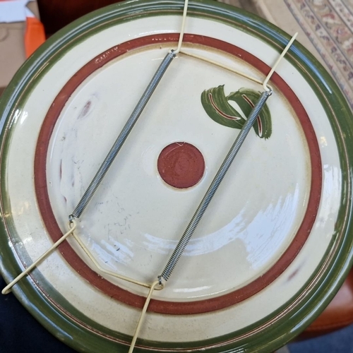 400 - Mixed lot includes decorative ceramic plate by Bell Pottery, featuring floral motif, 30cm diameter; ... 