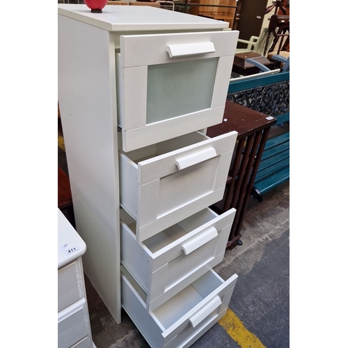 412 - White modern four-drawer cabinet / tall boy with frosted glass panel. Dimensions: 124 cm (height) x ... 