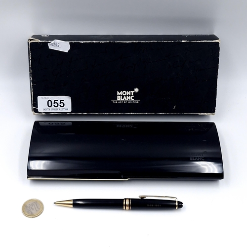 55 - Star Lot A Mont Blanc ball point pen in presentation case with Mont Blanc booklet guide. Comes in or... 