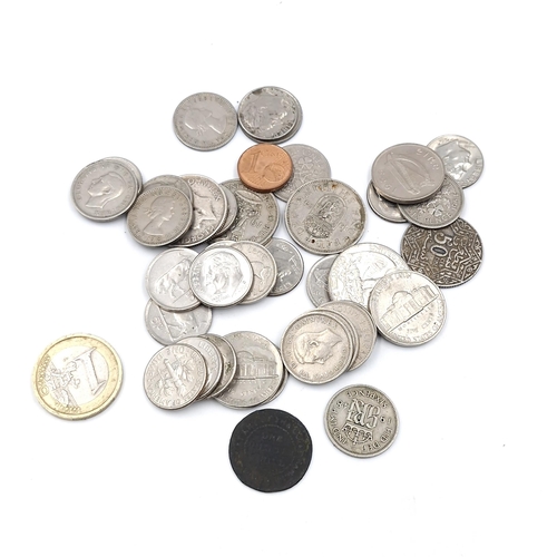 57 - A collection of Irish and UK coins together with a USA quarter & one Indian example. Items as per ph... 