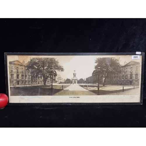 66 - A wonderful early 20th century antique photographic print of Trinity College Dublin. House in a blac... 