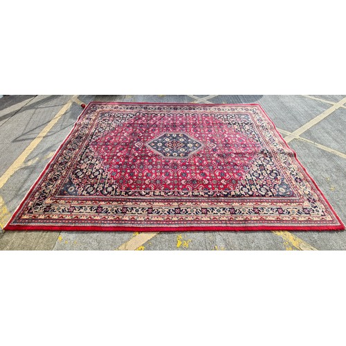 691 - Super Star Lot: A magnificent, very large traditional hand knotted Indian rug made of 100% wool pile... 