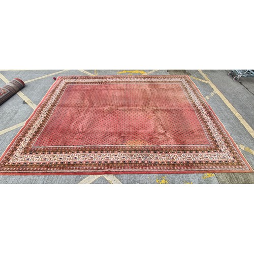 694 - Super Star Lot: A super example of a very large quality hand knotted Indian rug. Would brighten up a... 