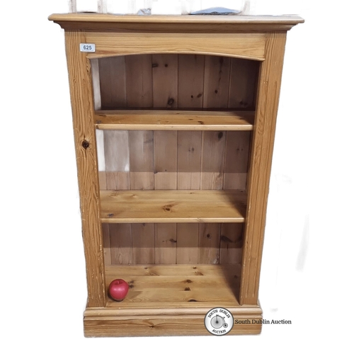 625 - Pine bookcase with three shelves, approximately 90 cm high, 60 cm wide, and 30 cm deep. Natural fini... 