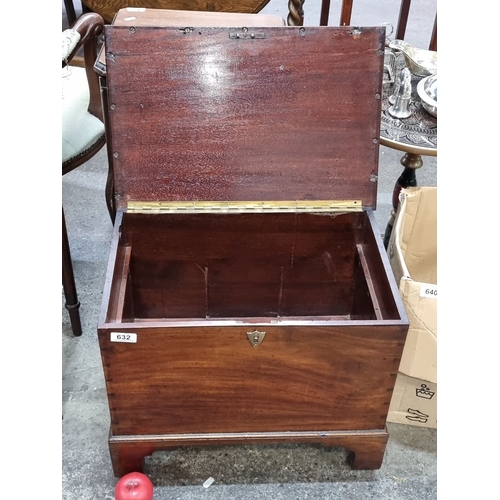 632 - Star Lot : Mahogany Victorian storage chest from the late 19th century. Approximately 60cm in height... 