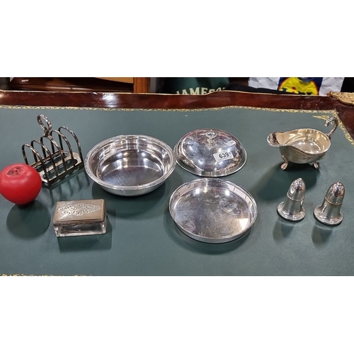 639 - Set of Mappin & Webb silver plate tableware, including butter dish, toast rack, sauce boat, salt and... 