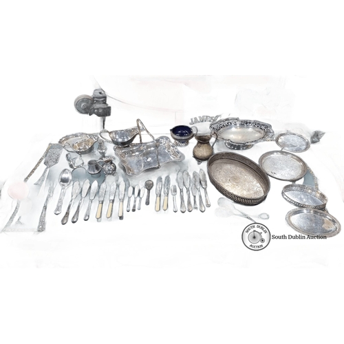 640 - Silver-plated flatware and serving collection by Viners of Sheffield, Alpha Plate, includes assorted... 