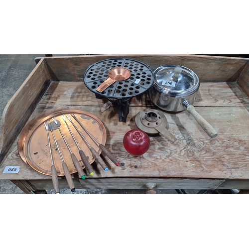 850 - Vintage fondue set includes copper tray, steel pot, burner, and six skewers with wooden handles. App... 