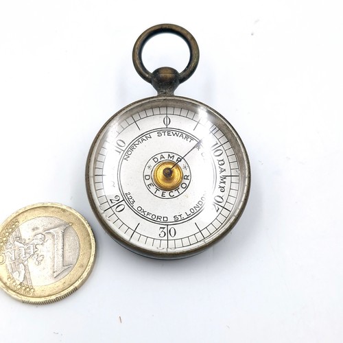 992 - A lovel Victorian Damp Detector gauge by Norman Stewart, 223 Oxford Street London with an open back ... 