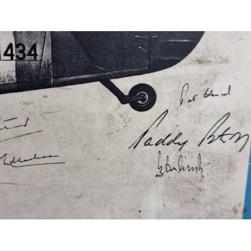 101 - An interesting vintage print on paper of a World War II Spitfire fighter plane with printed signatur... 