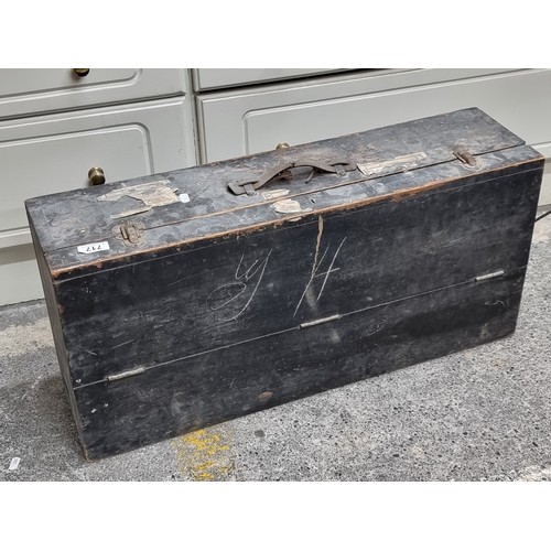 717 - A fascinating antique carpenters tool box, opens to reveal a large pull out drawers filled with a se... 